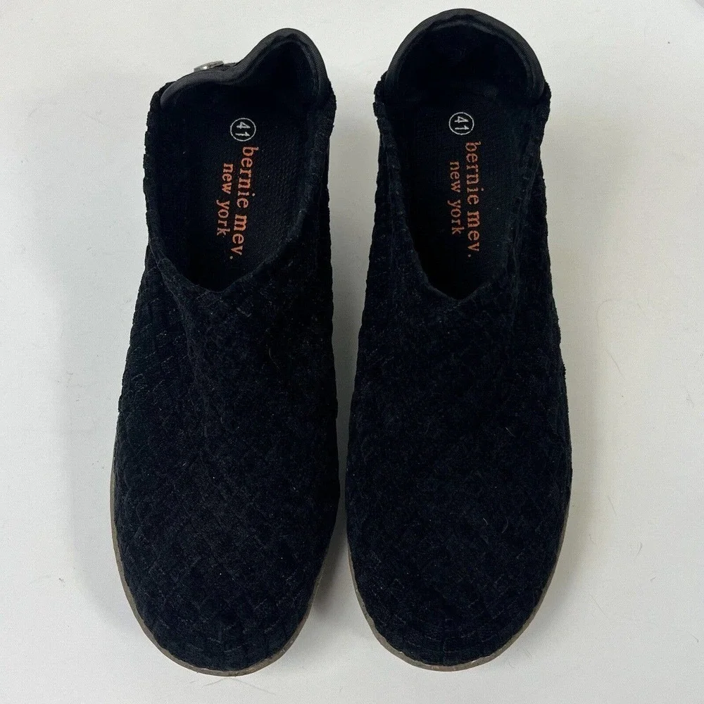 Bernie Mev Black Woven Chenille Slip On Wedge Shoes Booties Size 41 US 10
